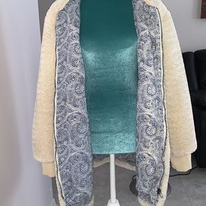 Jacket M